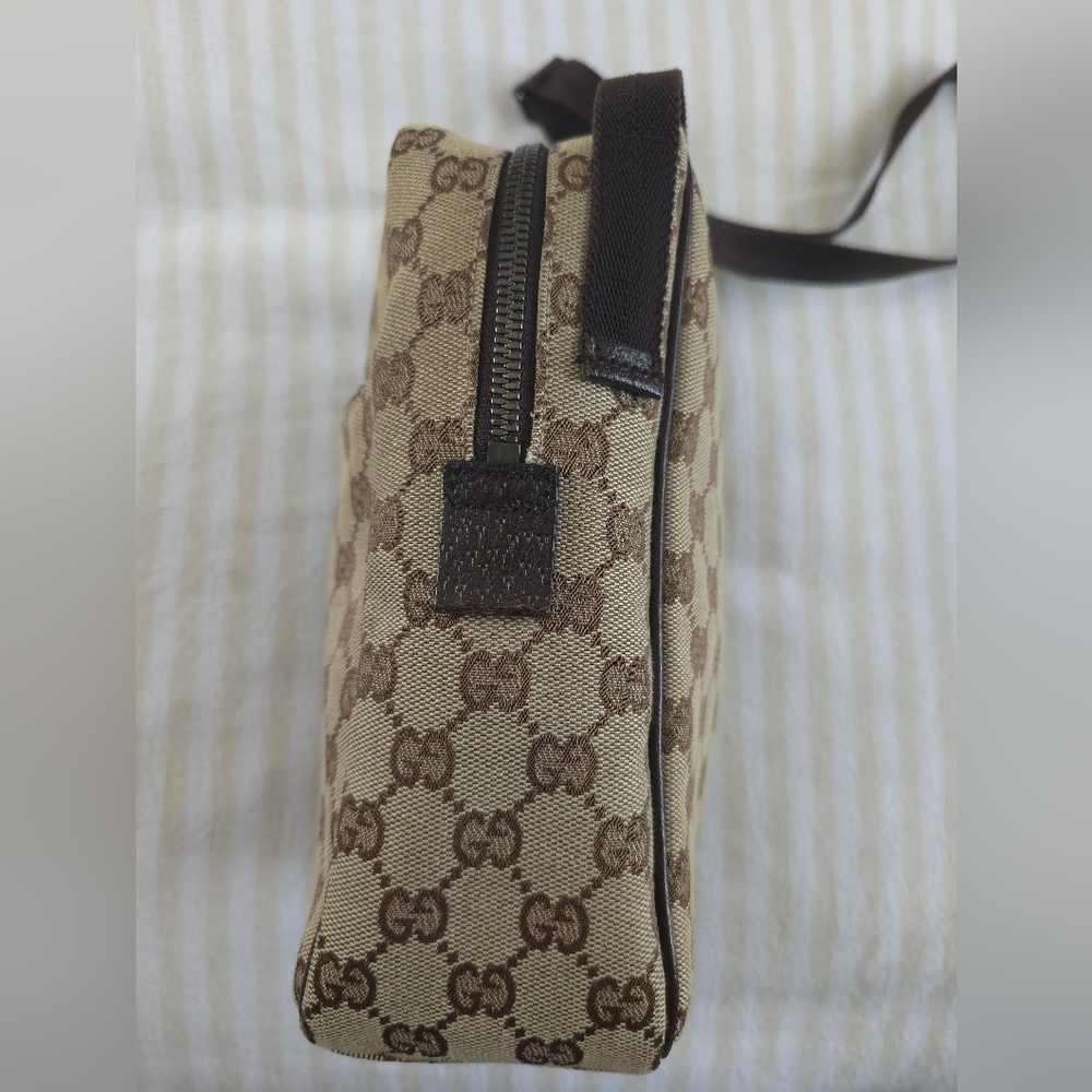 Gucci Shoulder Messenger Canvas Crossbody Bag - Picture 12 of 16